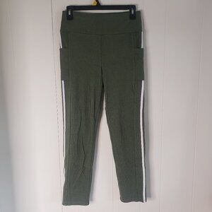 Athletic mid-length leggings with side pockets size S/M